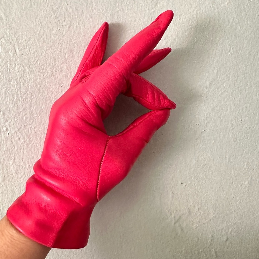 Fratelli Orsini Leather gloves, lined with 100% Italian silk. Size 7